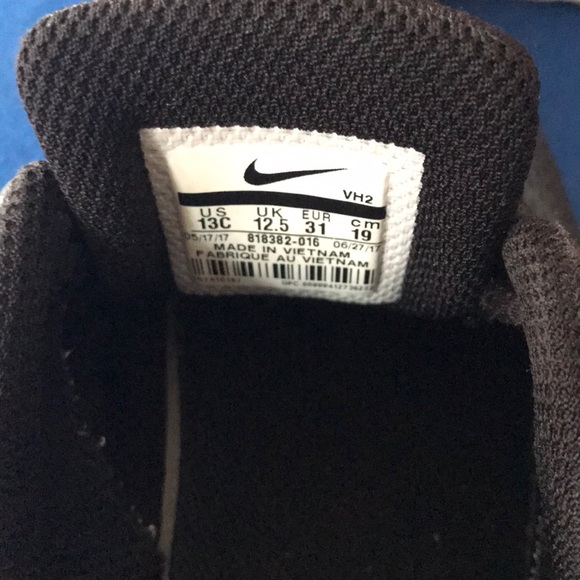 Tennis Nike for girls size 13c - Picture 4 of 4